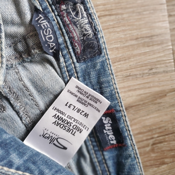Silver Jeans Tuesday - Picture 5 of 5